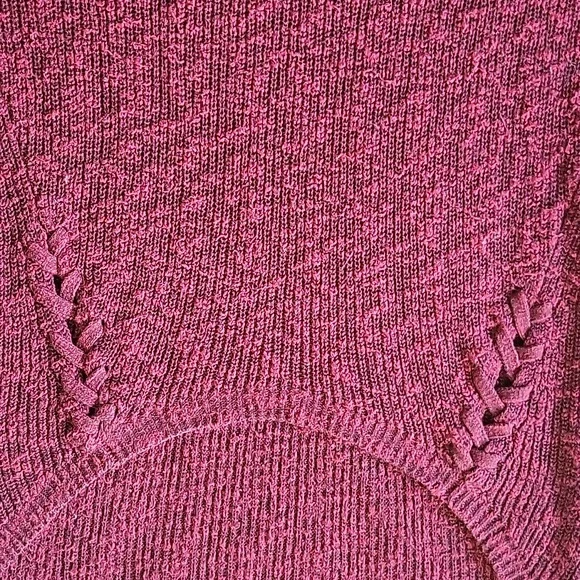 Express Oversized Knit Sweater - Picture 4 of 6